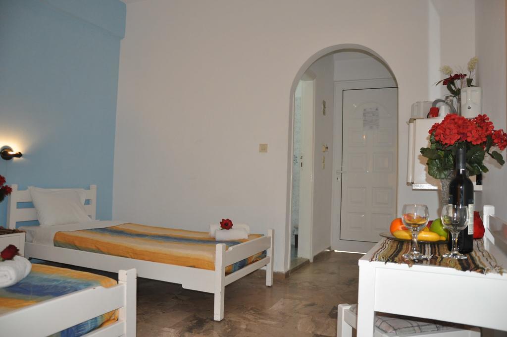 Alexandra Rooms Malia Extérieur photo
