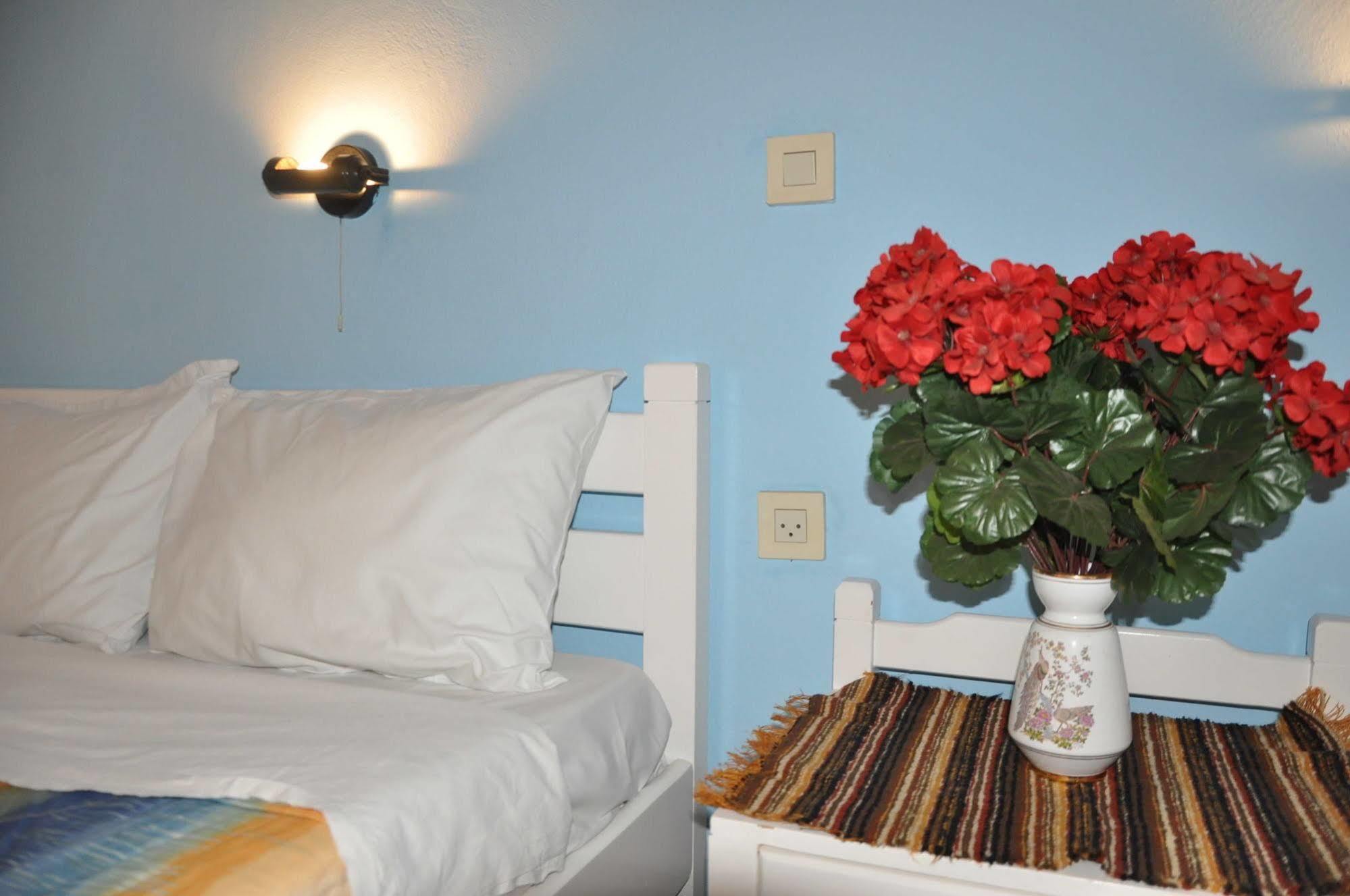 Alexandra Rooms Malia Extérieur photo